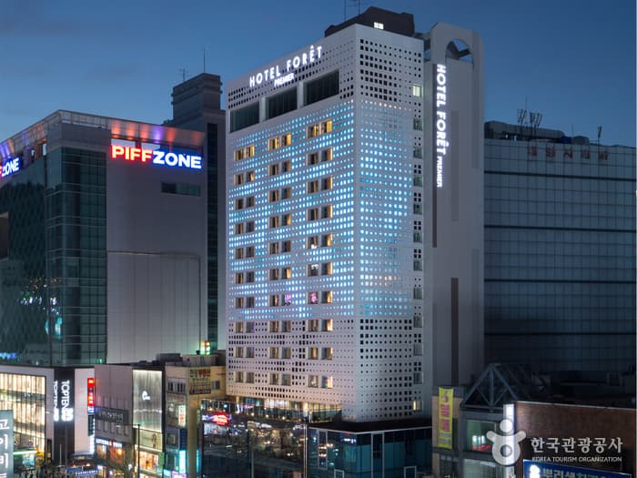 南浦弗莱特普瑞米尔酒店（호텔포레 프리미어 남포）