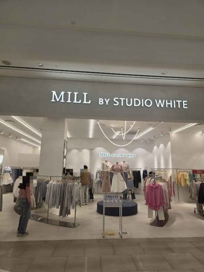 [事后免税店]STUDIO WHITE스튜디오 화이트