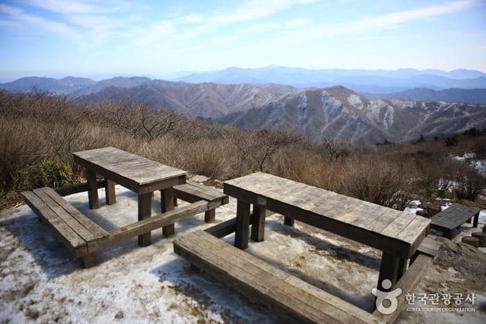 향적봉대피소_05