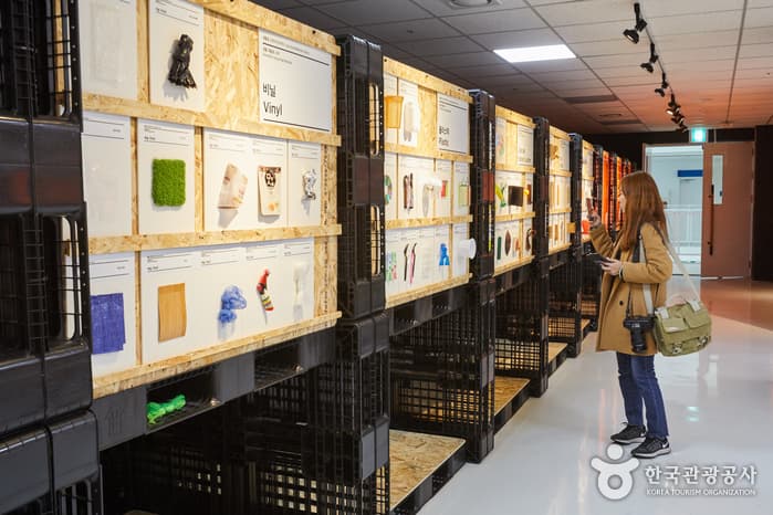 서울_그리고 그것들은 행복하게 다시 쓰였습니다, 세운상가와 서울새활용플라자23