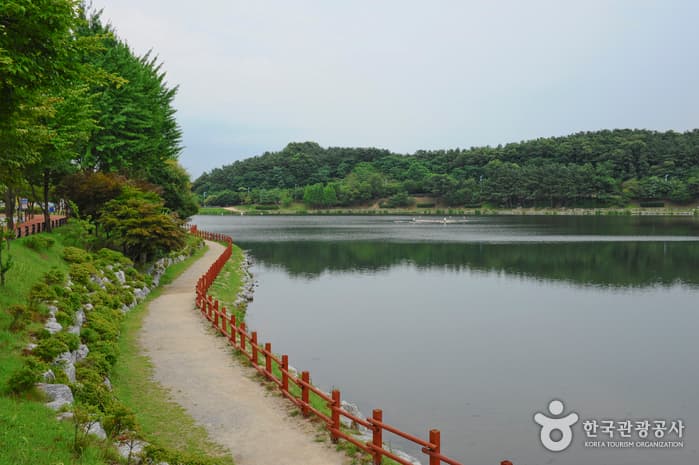 도자기와 쌀, 온천을 모두 만나는 건강힐링여행