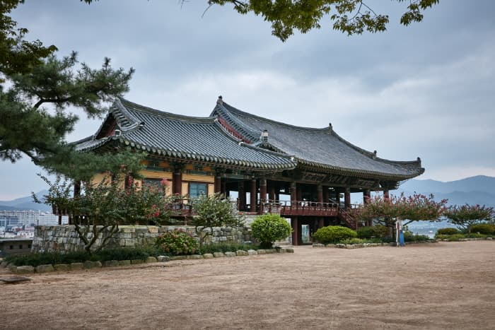 찬란하고 아련하게, 밀양 봄마중