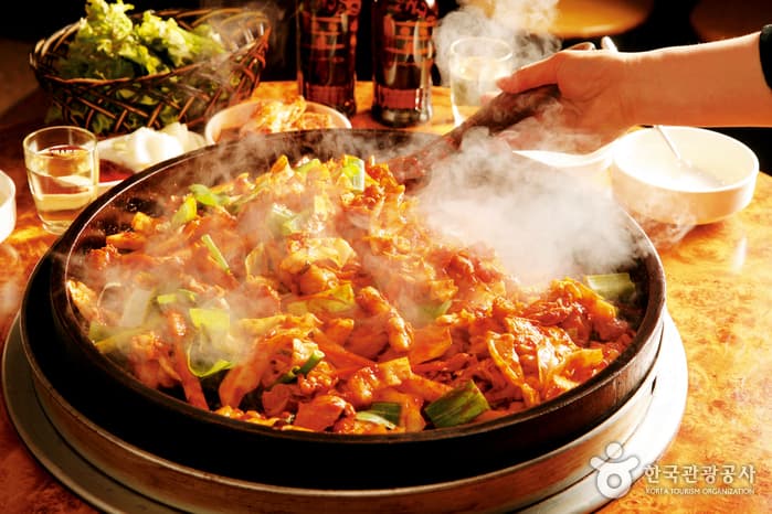 강원_춘천_명동 닭갈비 골목06 