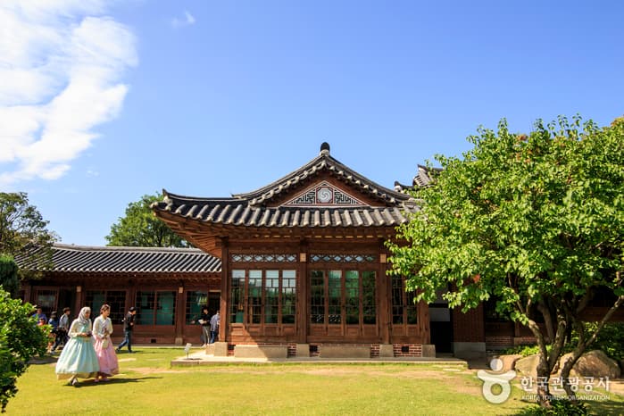 Bukchon