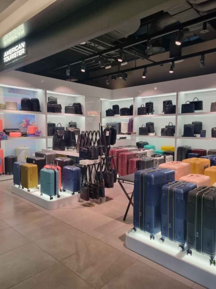 American Tourister [Tax Refund Shop] (아메리칸투어리스터)
