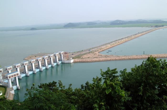 灵岩湖(候鸟栖息地)영암호(철새도래지)