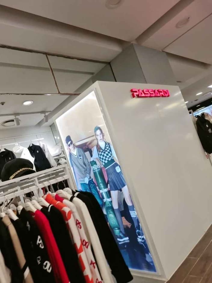 [事后免税店]PASSARDI高尔夫2001奥特莱斯中溪店파사디골프 2001아울렛 중계