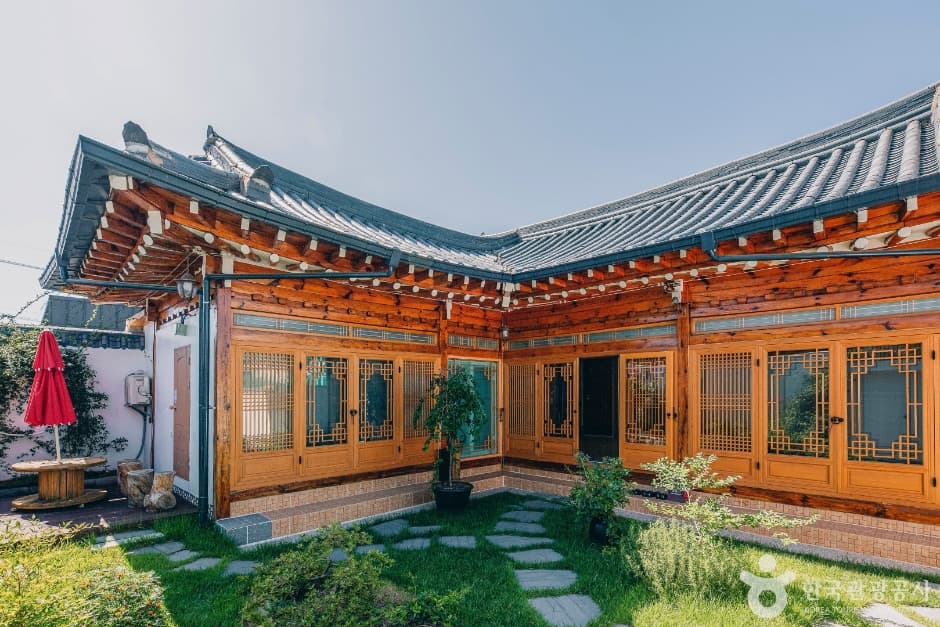 朝雅堂[韩国旅游品质认证/Korea Quality]（한옥스테이 조아당[한국관광 품질인증/Korea Quality]）