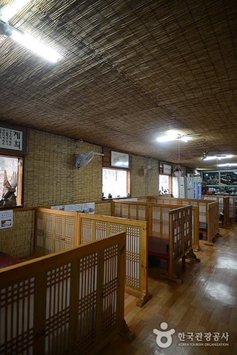 옛날시골밥상_내부2