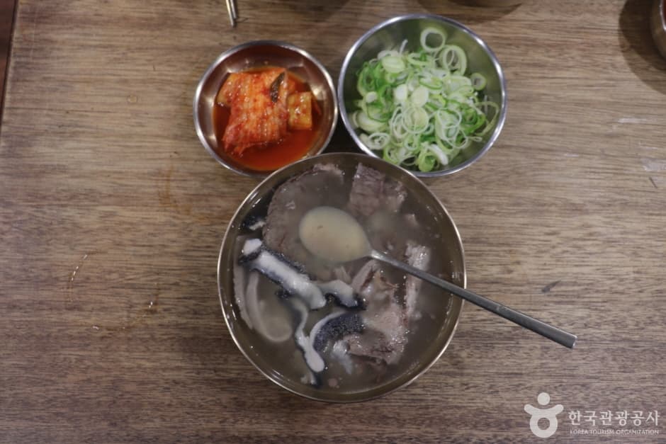 하동관 명동본점 (5)