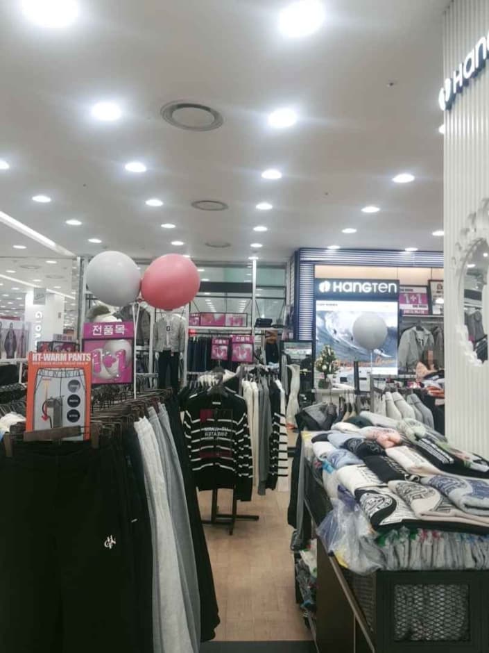 [事后免税店]欢腾 MODA奥特莱斯仁川店행텐 모다아울렛 인천점