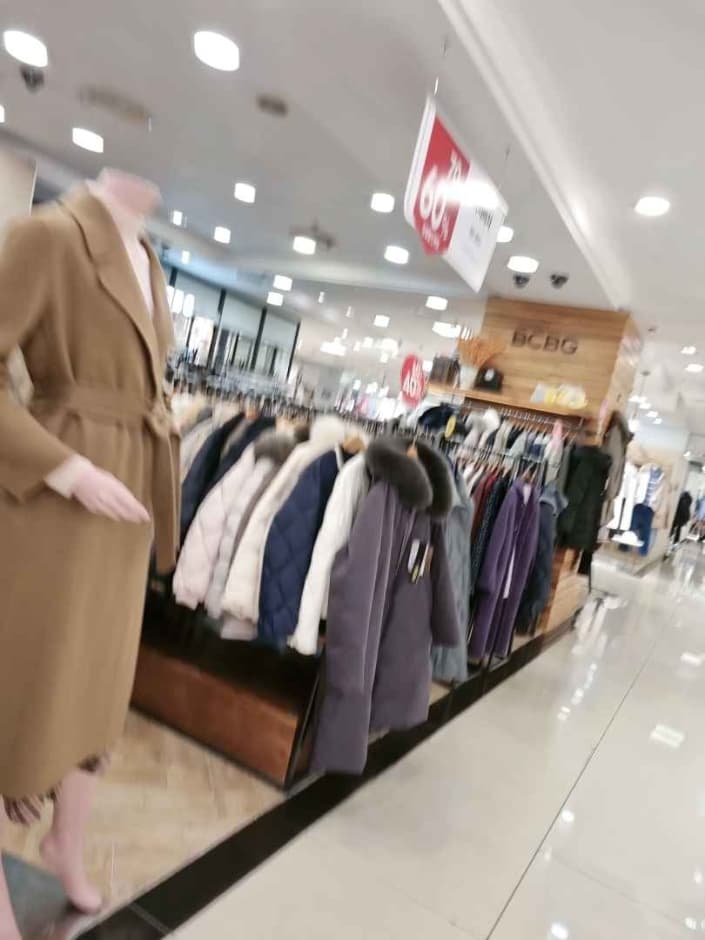 [事后免税店]BCBG 2001奥特莱斯中溪店비씨비지 2001아울렛 중계
