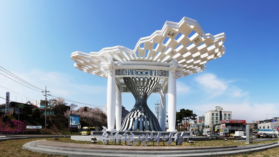 홍주천년기념탑2