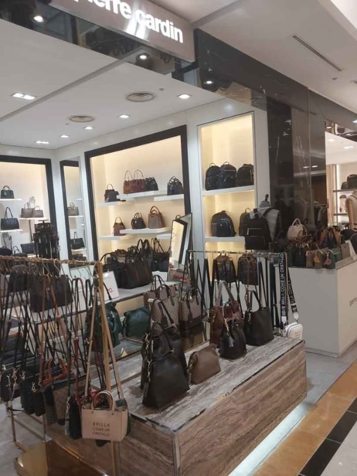 [事后免税店]皮尔卡丹피에르가르뎅