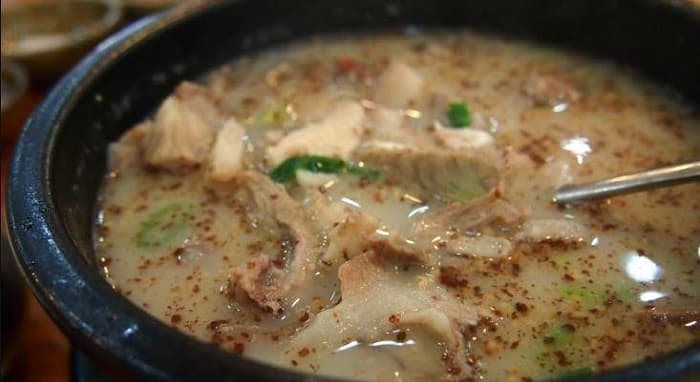 咸镜道糯米血肠( 함경도찹쌀순대 )