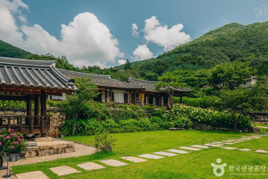 所阳古宅韩屋住宿（소양고택 한옥스테이）