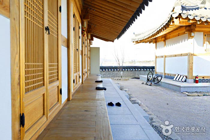 사진보정_경북_와담정_3인실1