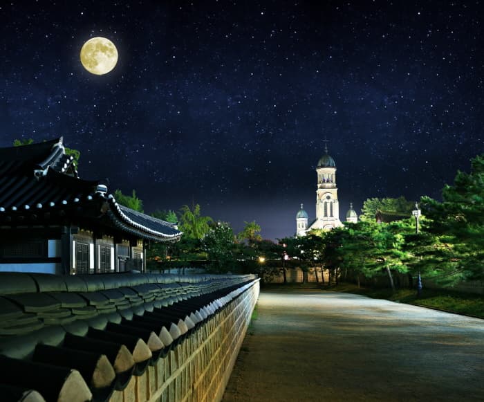 全州韩屋村庆基殿“与王散步”전주 한옥마을 경기전 '왕과의 산책'