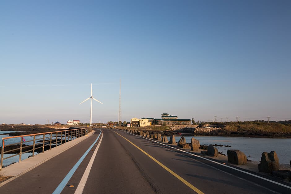 月汀里海岸道路(월정리해안도로)