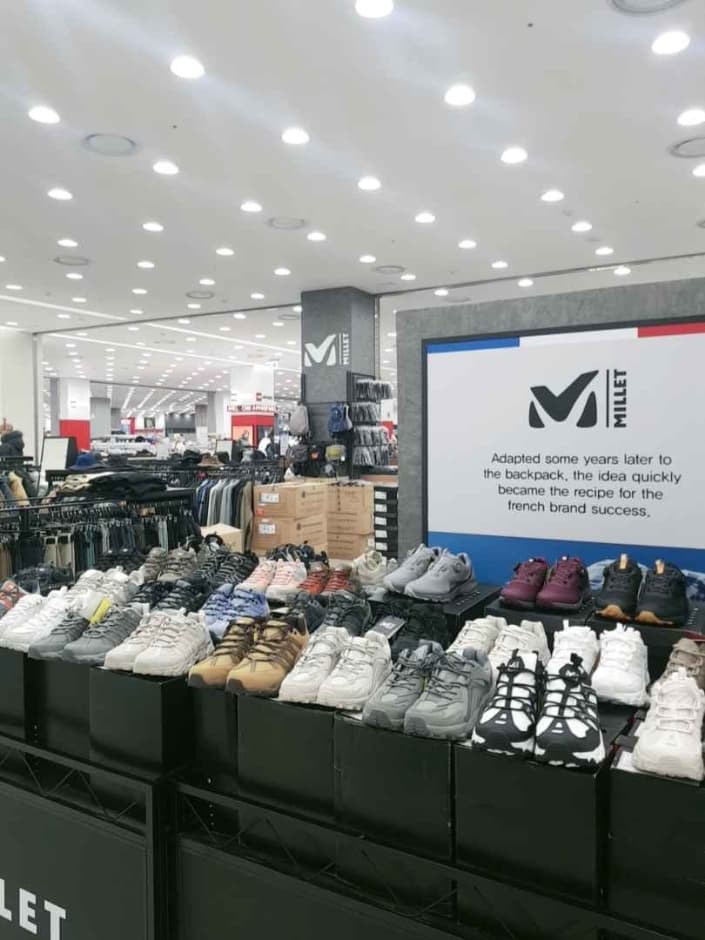 [事后免税店]Millet MODA奥特莱斯仁川店밀레 모다아울렛 인천점