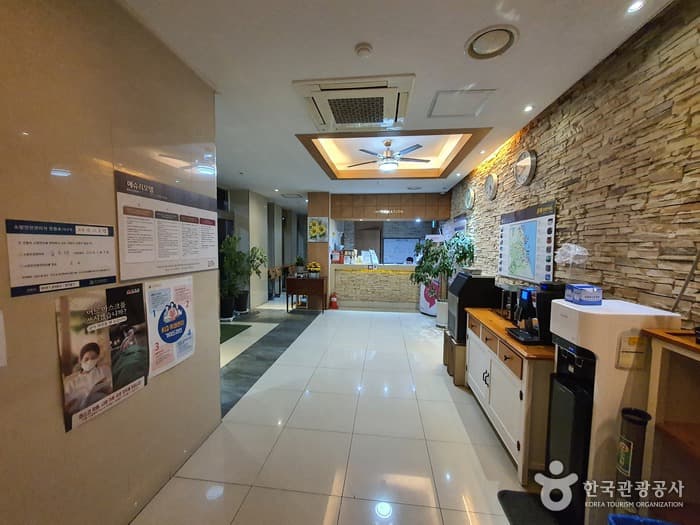 강원_동해_호텔이스트_로비1