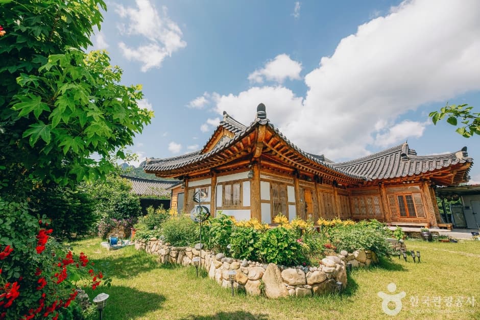 달빛한옥체험 별유풍경_외관 2