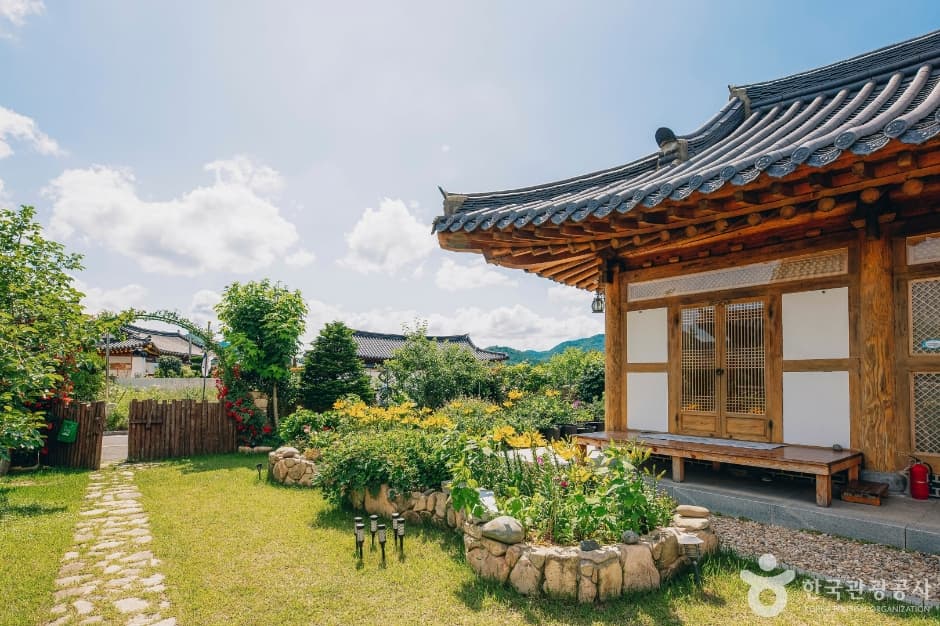 月光韩屋体验别有风景（달빛한옥체험 별유풍경）