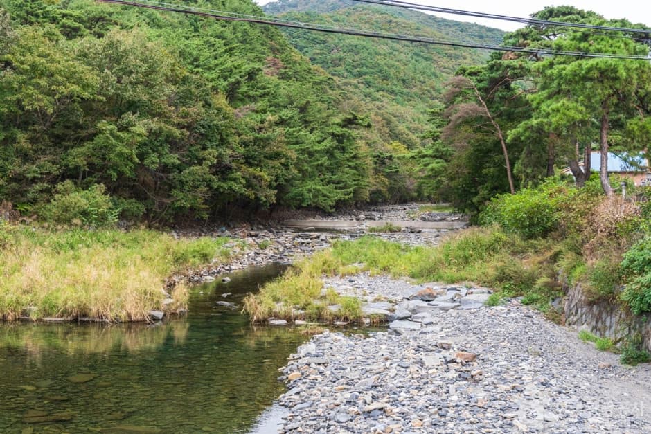 深渊洞溪谷（圣住溪谷）（심연동계곡(성주계곡)）