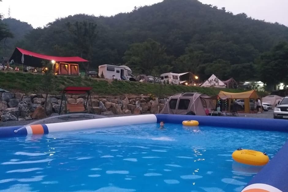 에프앤에프 캠핑