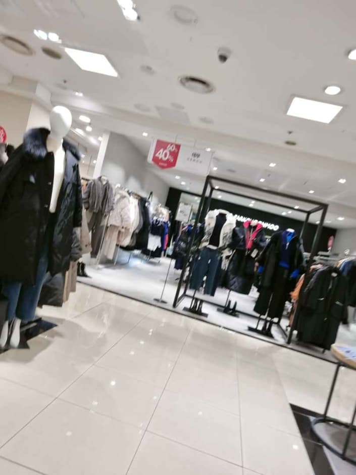 [事后免税店]Demoo 2001奥特莱斯中溪店데무 2001아울렛 중계