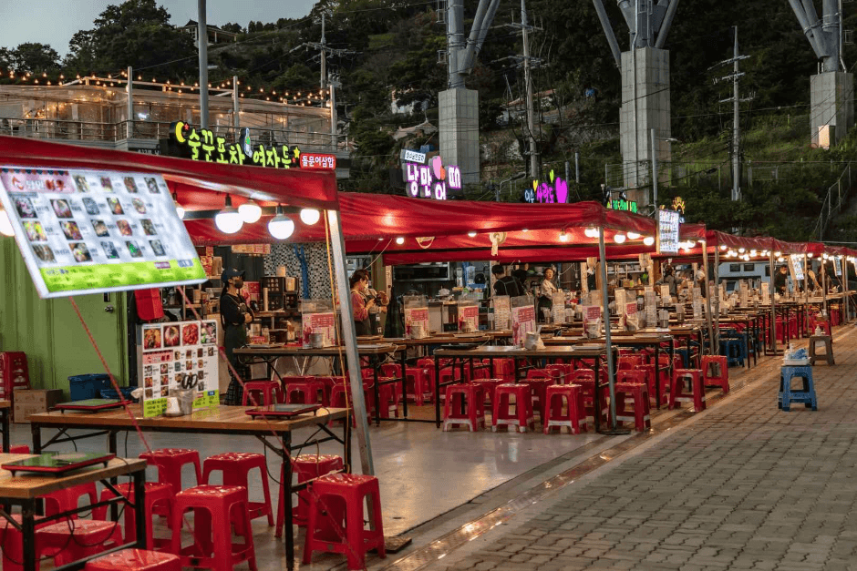 Romantic Cart Bars (낭만포차거리)