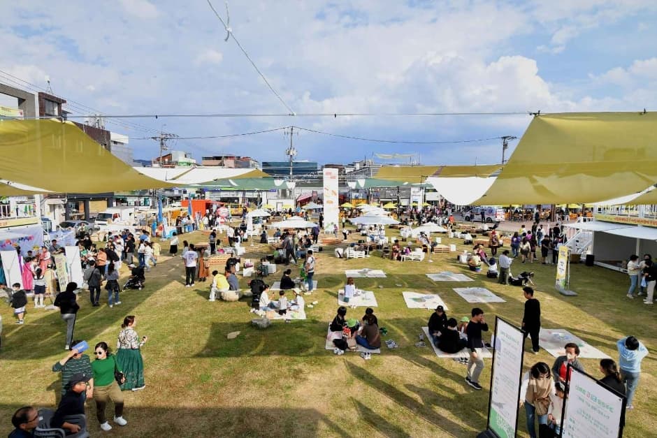 Silla Cultural Festival (신라문화제)