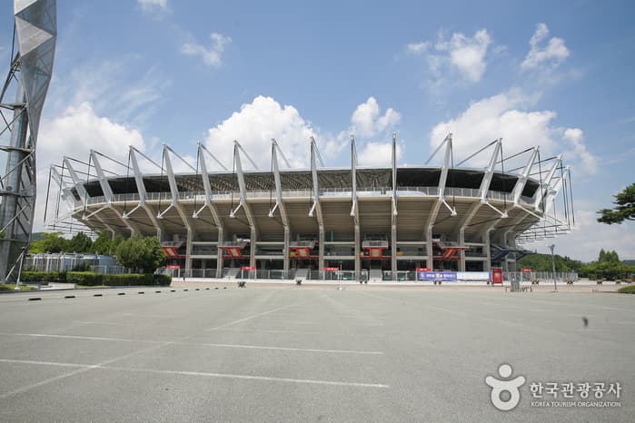 Ulsan Munsu Football Stadium (문수축구경기장)