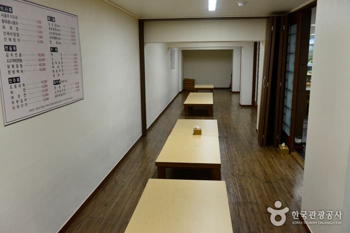 충남_공주_동학산장식당05