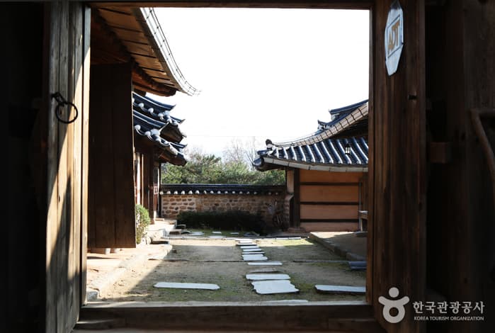 충남_서산_계암고택(김기헌가옥)_전경1
