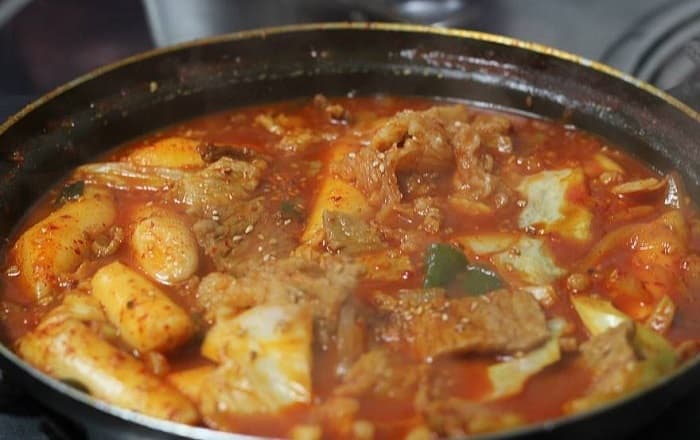 Yeogiga Jokenne( 여기가좋겠네 )