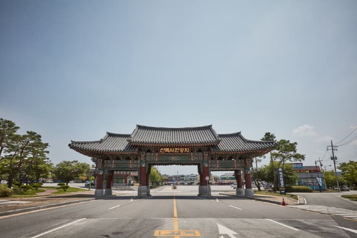 神勒寺观光地(신륵사관광지)