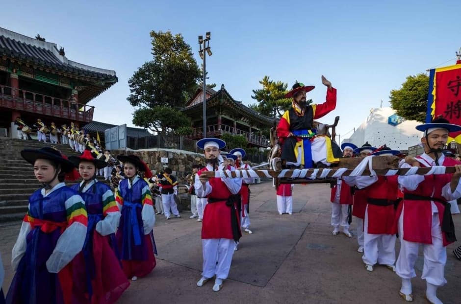 统营闲山大捷庆典통영한산대첩축제