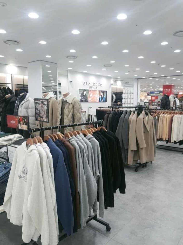 [事后免税店]佐丹奴 MODA奥特莱斯仁川店지오다노 모다아울렛 인천점
