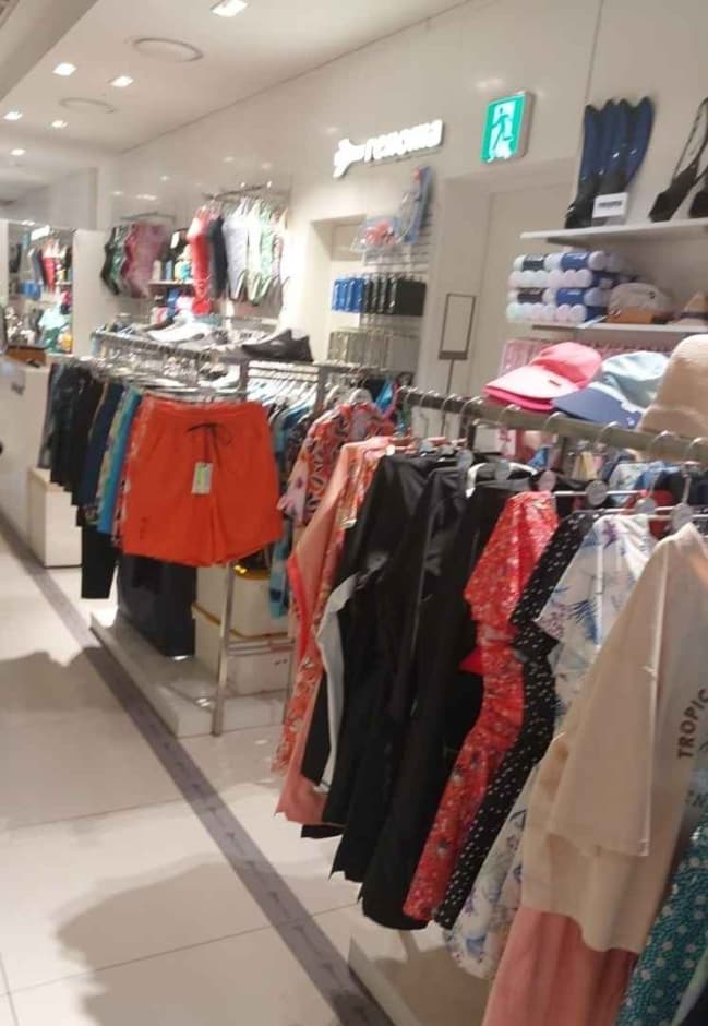 [事后免税店]瑞诺玛泳装레노마 수영복