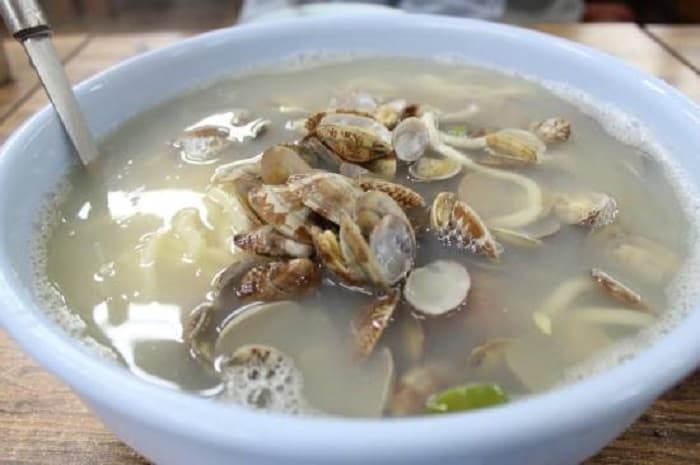 李家蛤蜊刀切面( 이가바지락칼국수 )
