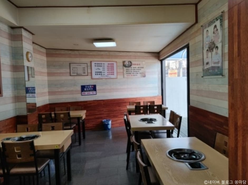 경기도_의정부시_정통부대고기_내부모습
