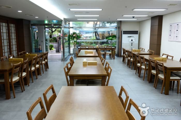 충남_공주_동학산장식당04