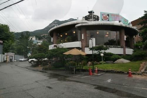 Bugakjeong Isang Galbi (북악정(이상갈비))