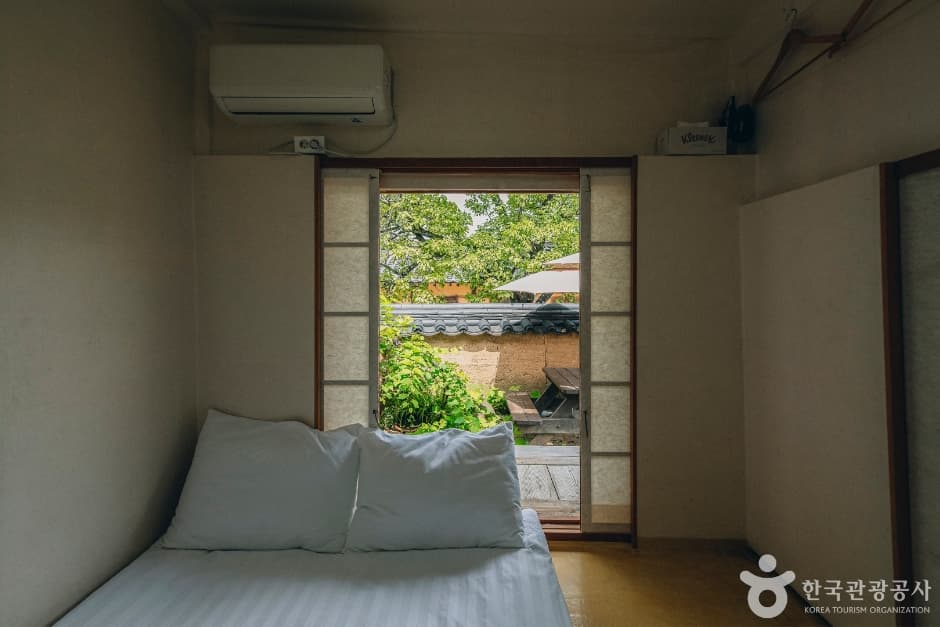 지산고택_초가방