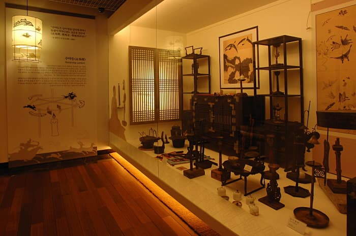 조명박물관_1층전통조명관