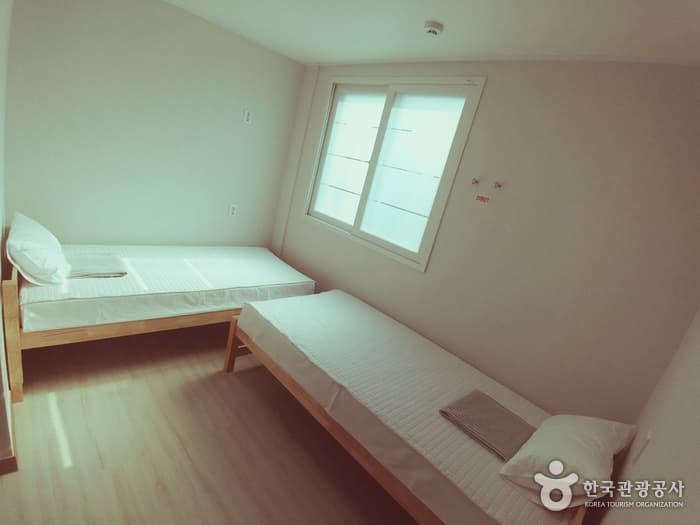 경북_앨리게스트하우스_2인실 1