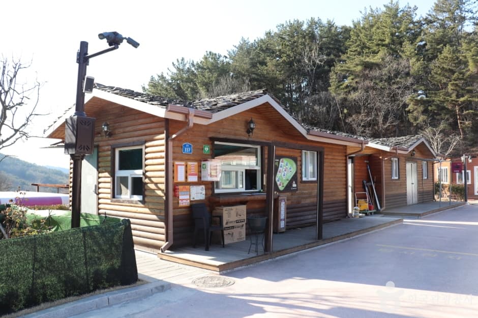 입화산자연휴양림