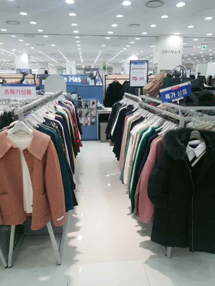 [事后免税店]Olivia Hassler MODA奥特莱斯仁川店올리비아하슬러 모다아울렛 인천점