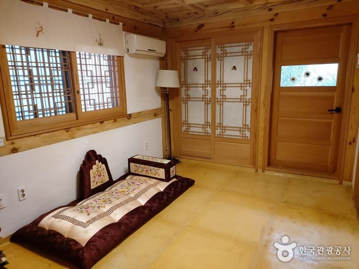 충북_가영당_본채_방